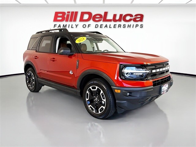 2024 Ford Bronco Sport Outer Banks photo 2