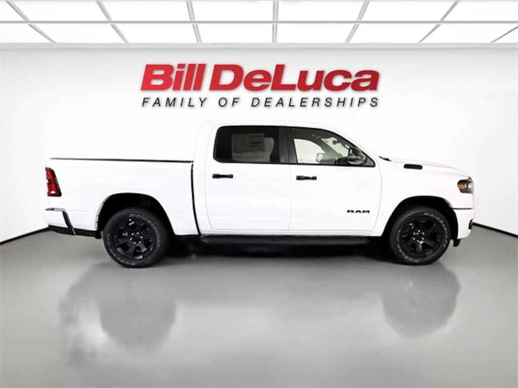 New 2026 Ram 1500 BIG HORN CREW CAB 4X4 5'7 BOX Pickup