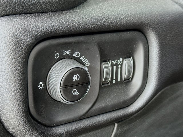 2026 RAM 2500 Laramie - Photo 10