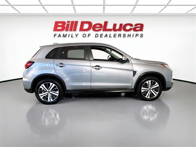 2024 Mitsubishi Outlander Sport ES LE SE photo 2