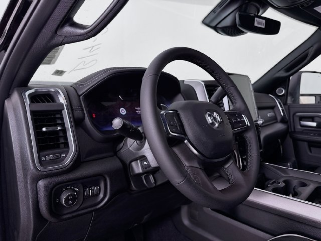 2026 RAM 2500 Laramie - Photo 9