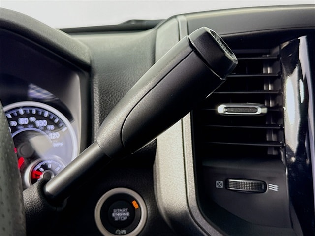 2025 RAM 3500 Chassis Tradesman - Photo 15