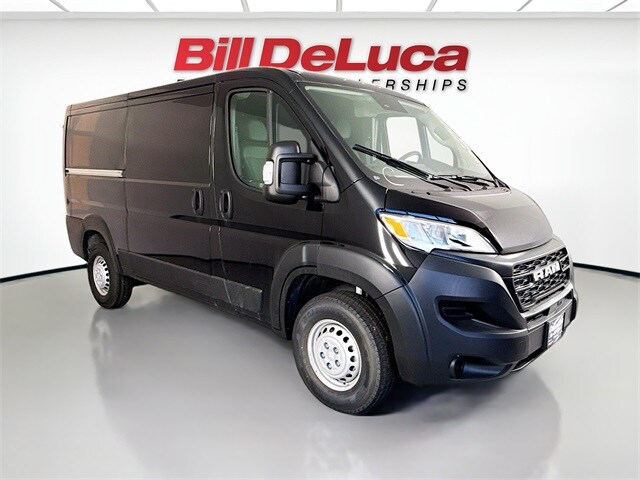 2026 Ram ProMaster 2500 Cargo Van photo 3