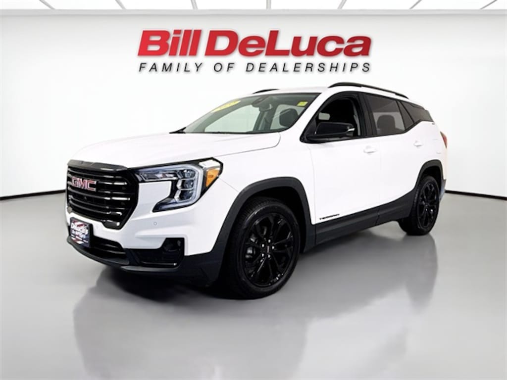 Used 2022 GMC Terrain SLT SUV