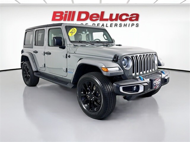 2023 Jeep Wrangler Sahara 4xe photo 3