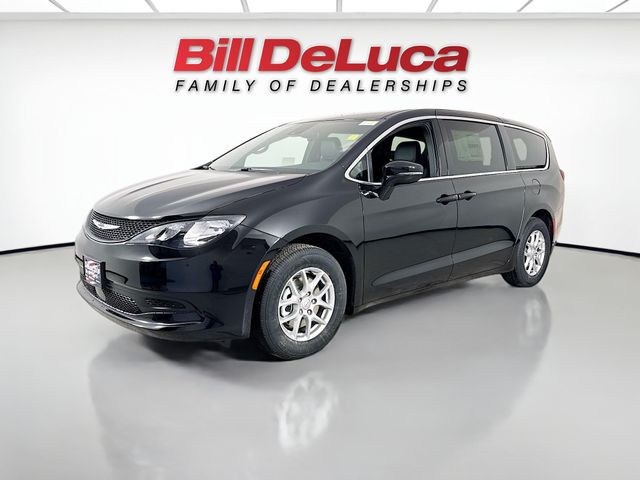 2026 Chrysler Voyager LX's photo