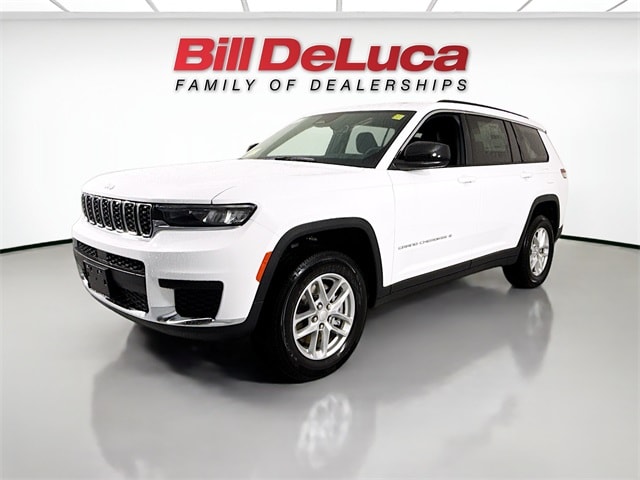 2025 Jeep Grand Cherokee L Laredo's photo