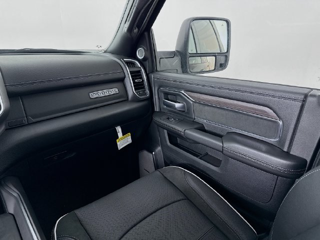 2026 RAM 2500 Laramie - Photo 24