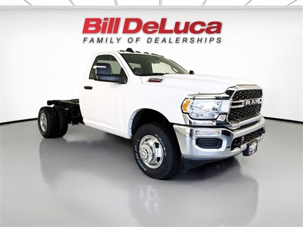 New 2024 Ram 3500 Chassis Cab 3500 TRADESMAN CHASSIS REGULAR CAB 4X4 60' CA Pickup
