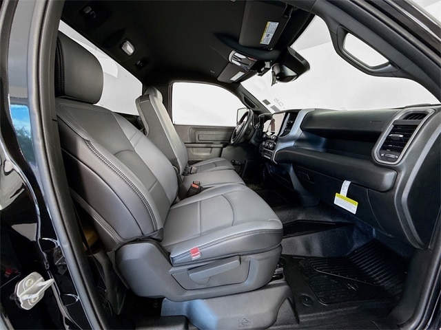 2025 RAM 3500 Chassis Tradesman - Photo 21