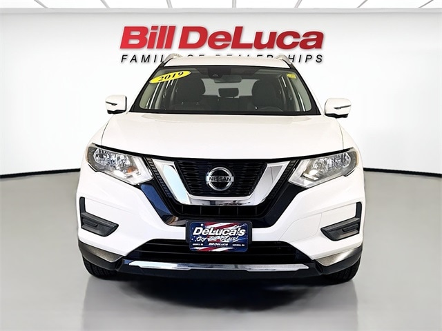 Used 2019 Nissan Rogue SV with VIN JN8AT2MV5KW396363 for sale in Haverhill, MA