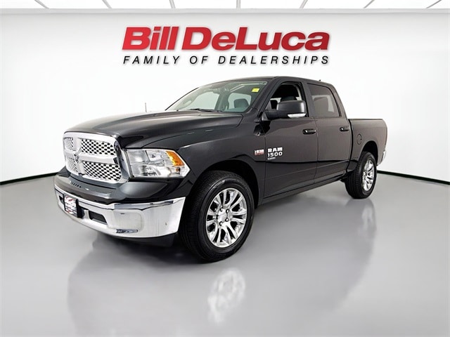 2019 Ram 1500 Classic SLT Truck Crew Cab