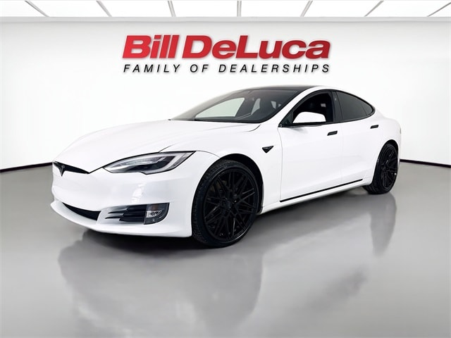 2021 Tesla Model S Long Range Plus's photo
