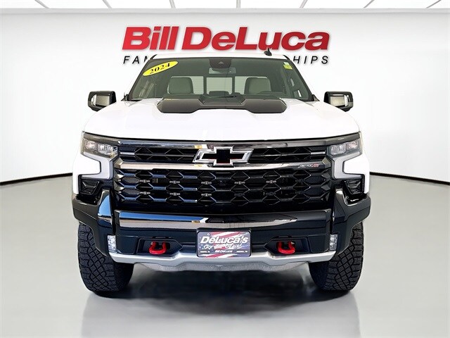 2024 Chevrolet Silverado 1500 ZR2 photo 2