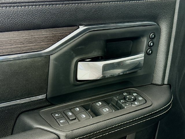 2026 RAM 2500 Laramie - Photo 18