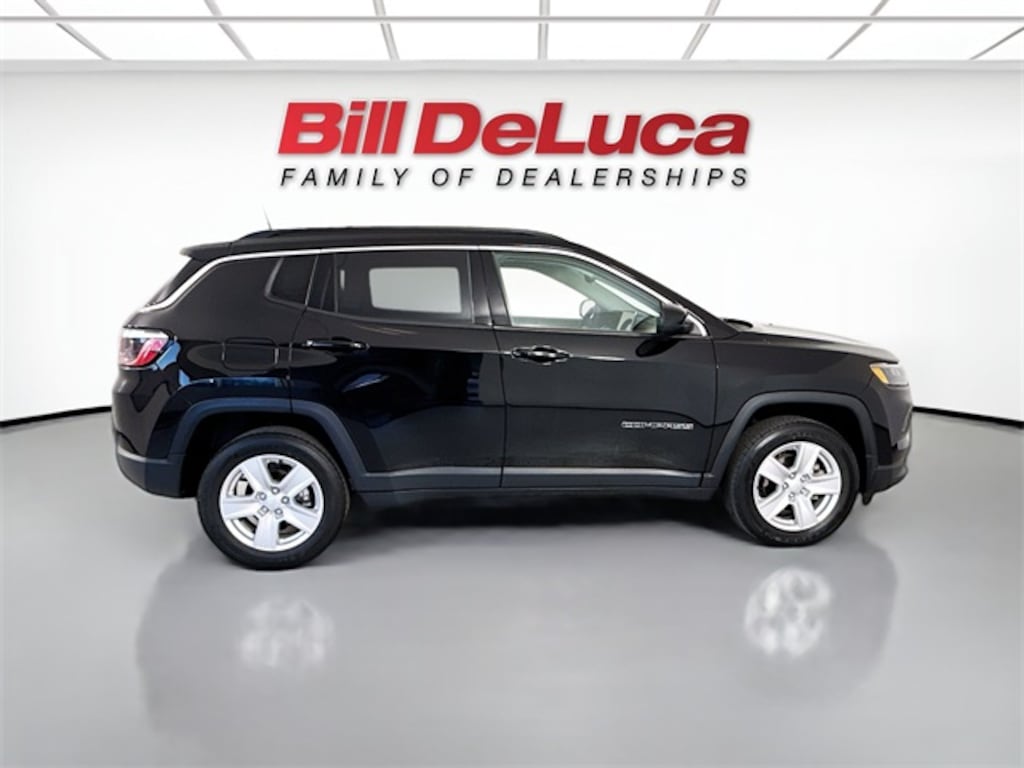 Used 2022 Jeep Compass Latitude SUV