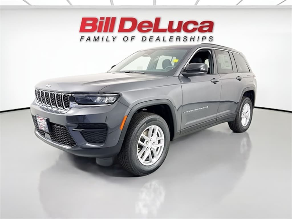 New 2025 Jeep Grand Cherokee LAREDO X 4X4 Sport Utility