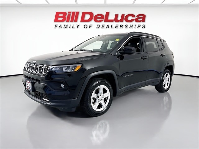 2023 Jeep Compass Latitude's photo