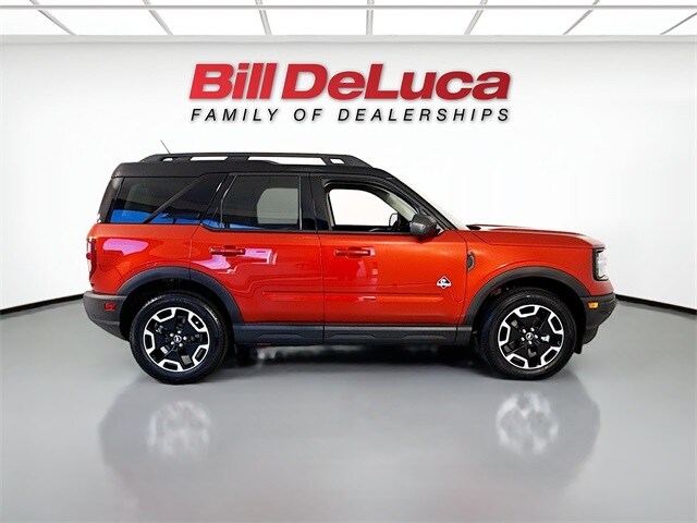 2024 Ford Bronco Sport Outer Banks photo 3