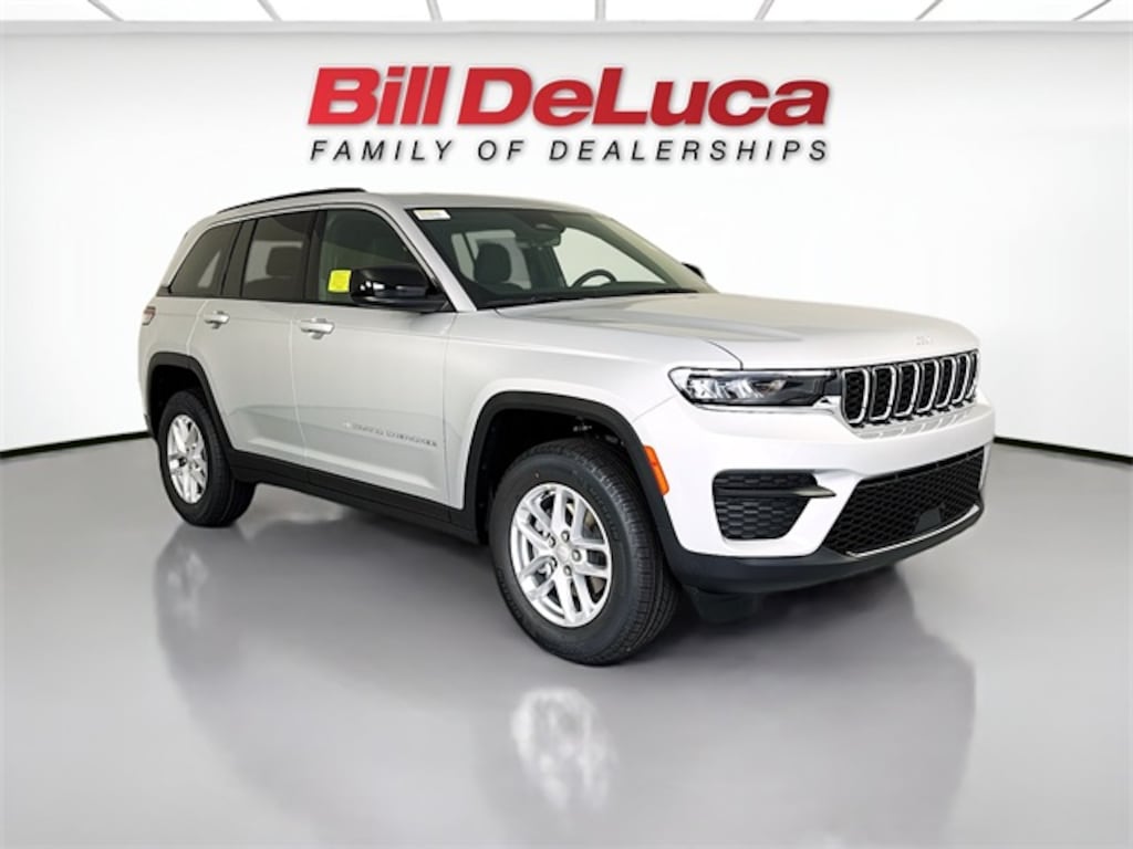New 2025 Jeep Grand Cherokee LAREDO X 4X4 Sport Utility