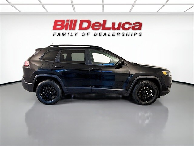 2023 Jeep Cherokee Altitude photo 4