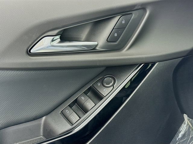 2026 Chevrolet Equinox LT - Photo 18