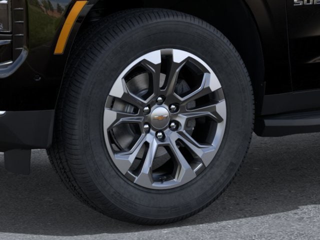 2027 Chevrolet Suburban LT - Photo 9