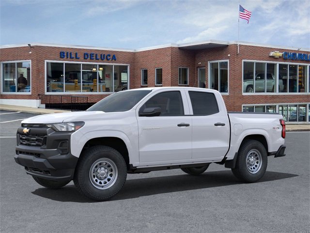 2025 Chevrolet Colorado LT photo 2