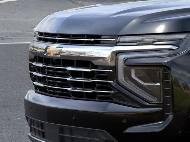 2027 Chevrolet Suburban LT - Photo 13