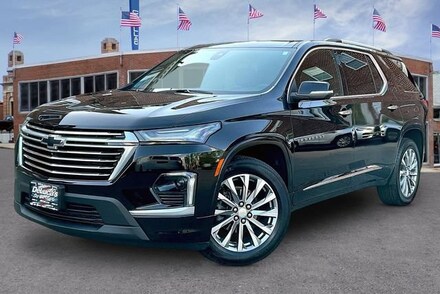 2023 Chevrolet Traverse Premier SUV
