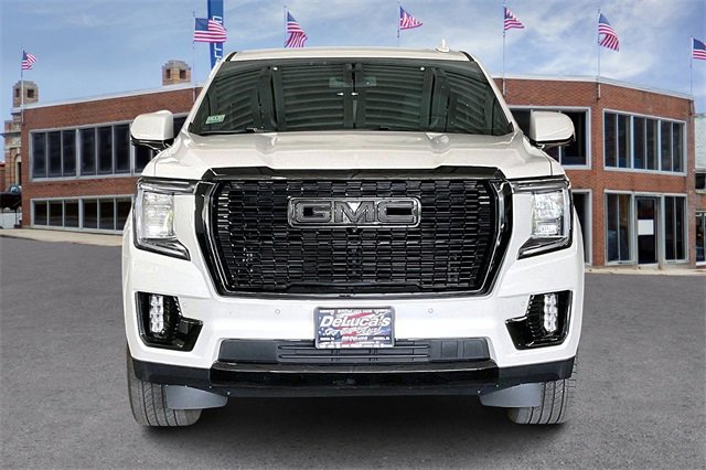 2023 Gmc Yukon XL Denali photo 3