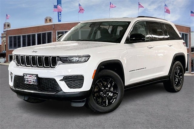 2023 Jeep Grand Cherokee Laredo