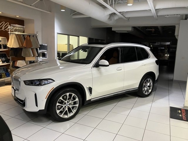 2025 BMW X5 40i's photo
