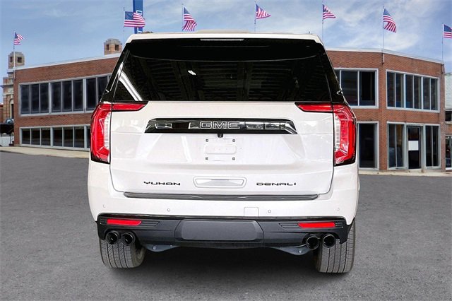 2023 Gmc Yukon XL Denali photo 4