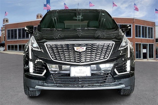 2022 Cadillac XT5 Premium Luxury photo 3