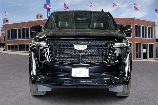 2021 Cadillac Escalade Sport Platinum photo 3