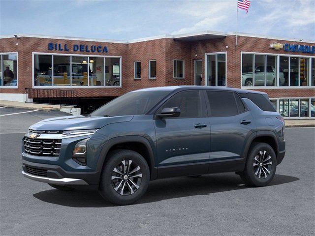 2025 Chevrolet Equinox LT photo 2