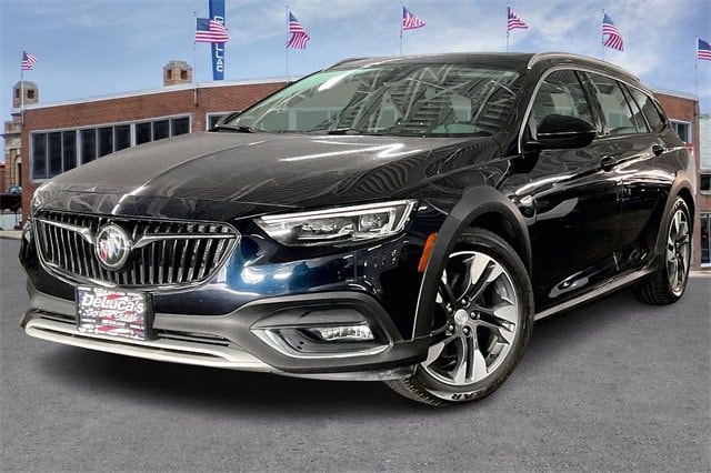 2018 Buick Regal TourX Essence