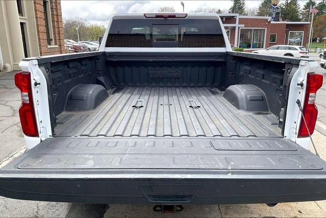 2024 Chevrolet Silverado 3500HD High Country - Photo 36
