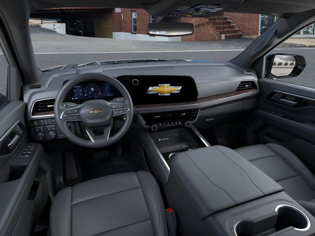 2027 Chevrolet Suburban LT - Photo 15