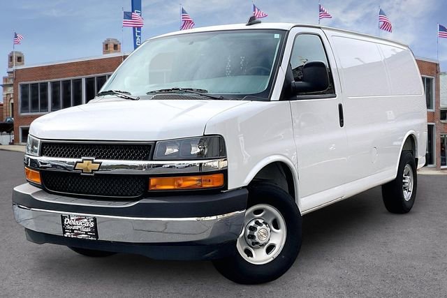 2025 Chevrolet Express 2500 Work Van HD's photo