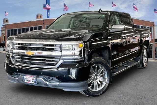 2016 Chevrolet Silverado 1500 High Country 4X4 Crew Cab Short Box's photo