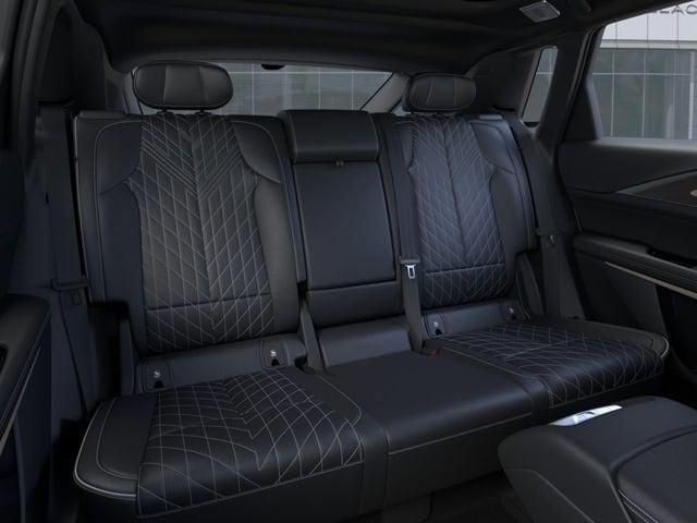 2026 Cadillac LYRIQ V Premium - Photo 17