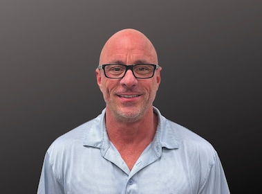 Staff member Ernest Dubicki from ID_b73d1df212df