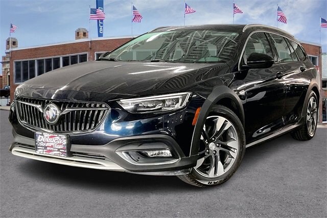 2018 Buick Regal Tourx Essence Crossover