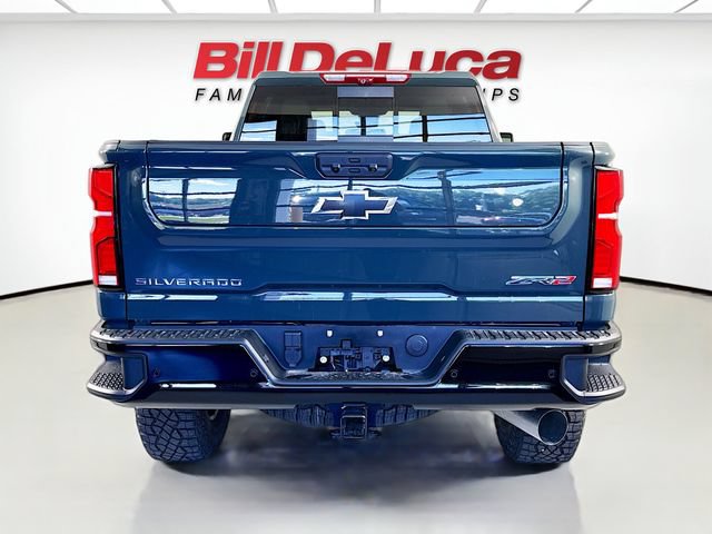 2026 Chevrolet Silverado 2500 HD ZR2 - Photo 6