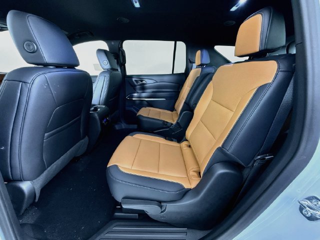 2027 Chevrolet Traverse Z71 - Photo 24