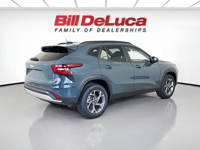 2026 Chevrolet Trax LT - Photo 5