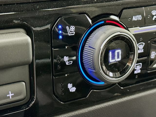2026 Chevrolet Silverado 1500 ZR2 - Photo 21