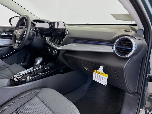 2026 Chevrolet Trax LT - Photo 27